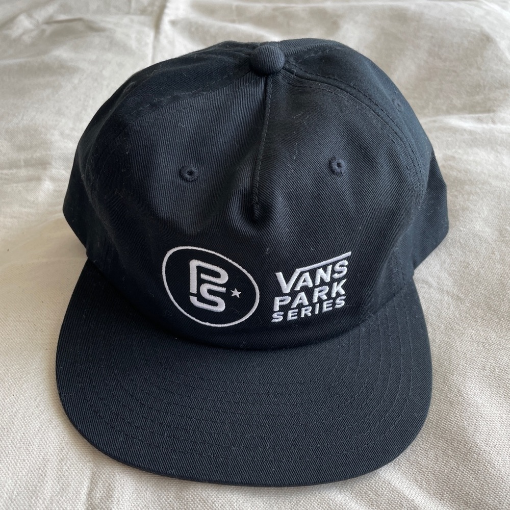 Vans unstructured black hat park series